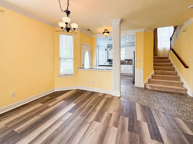 1836 Kensal Green Dr — Photo 10