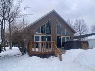 W5010 Resort Rd, Bonduel, WI 54107