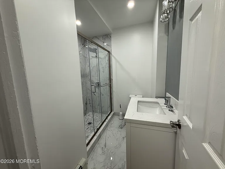 464 2nd Ave #1 — Photo 18