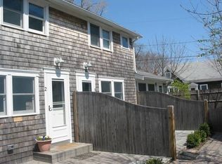 4 Conwell St APT 2, Provincetown, MA 02657