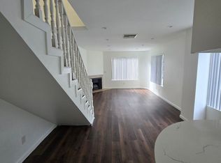 14410 Dickens St, Sherman Oaks, CA 91423