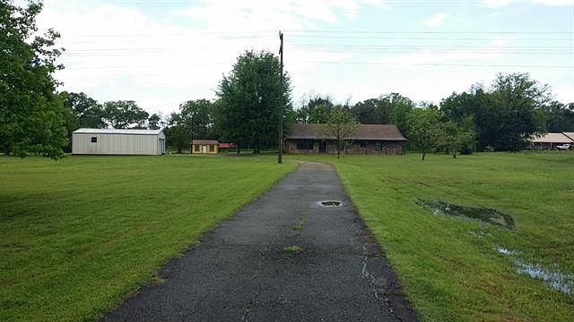1st image of 220 Farm Road 21