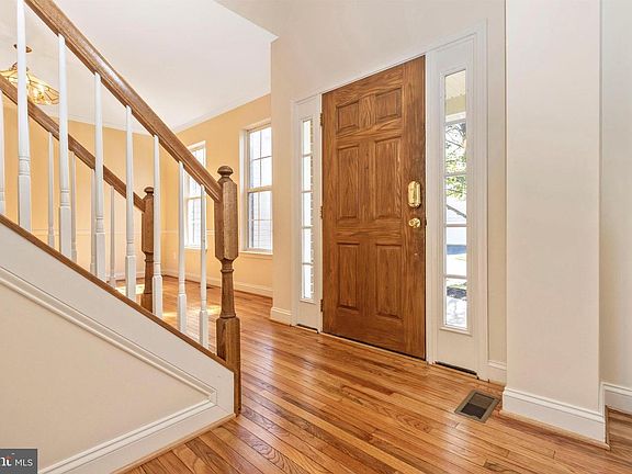3rd image of 11108 Eagletrace Dr