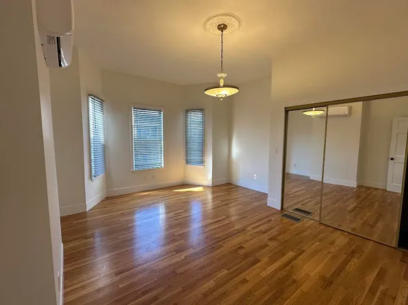 112 5th St, Cambridge, MA 02141