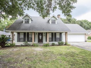 615 Yvette Marie Dr, Lafayette, LA 70508
