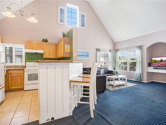 5th image of 3017 Bonfire Beach Dr APT 202