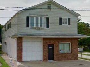 738 E Broad St, Burlington, NJ 08016