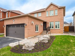 55 Grampian Ave, Vaughan, ON