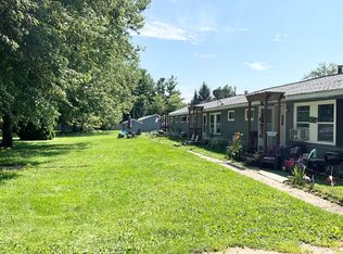 W220N9009 Town Line Rd, Menomonee Falls, WI 53051