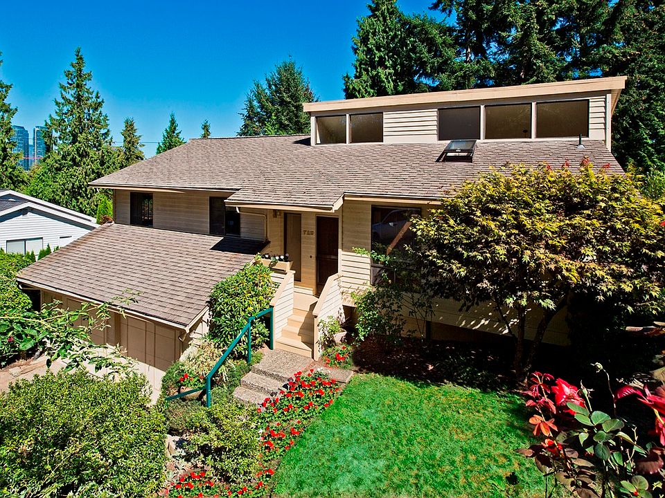1st image of 712 100th Ave SE