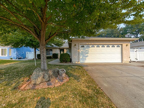 2nd image of 3594 Bearwood Pl