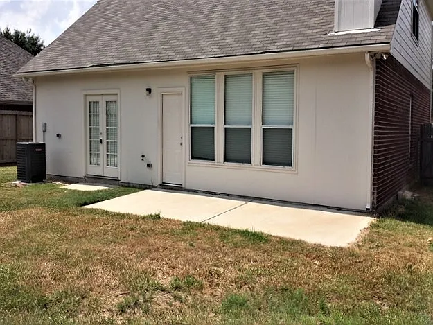 3340 Zubin Ln — Photo 23