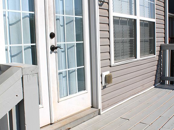 4th image of 1368 Constitution Dr