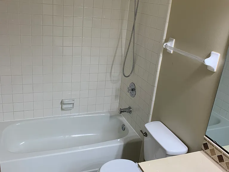 Guest bathroom.