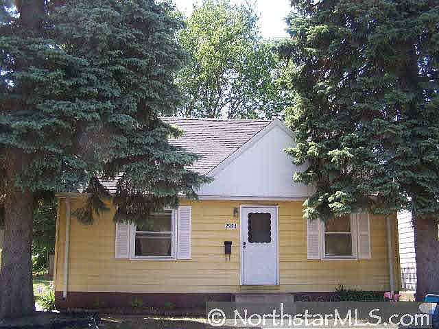 2nd image of 2904 Blackstone Avenue