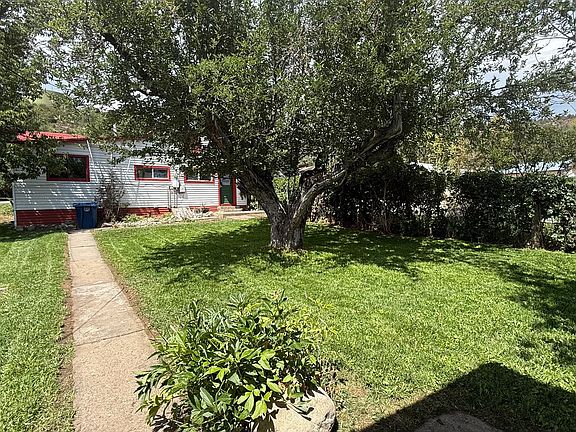 5th image of 2978 W 2nd Ave