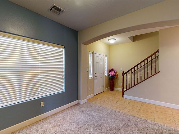 3rd image of 2454 Mesa Ln