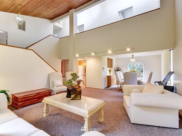 18505 NE 109th St, Redmond, WA 98052