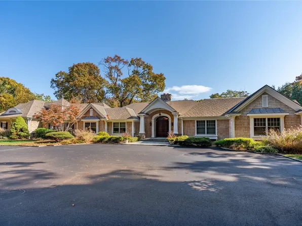 18 Emerson Road, Brookville, NY 11545