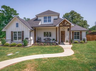 4200 Savannah Hills Ln, Longview, TX 75605