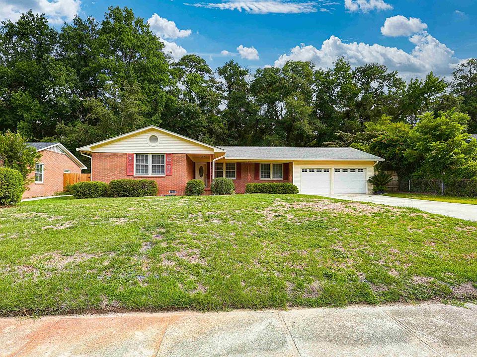 1st image of 3208 Woodsen Cir