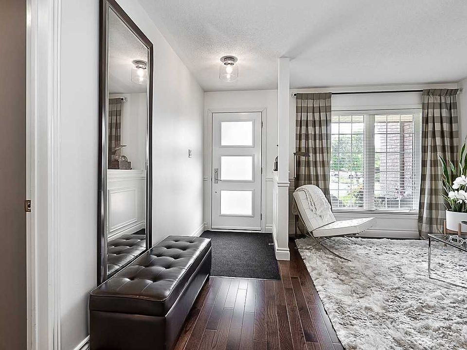 1st image of 2287 Kingfisher Ct