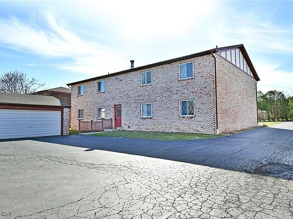 4th image of 106 Carter Cir