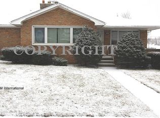 307 Pine Ridge Rd, Buffalo, NY 14225