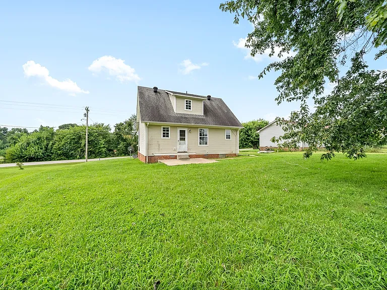 2080 Carneal Ln — Photo 27