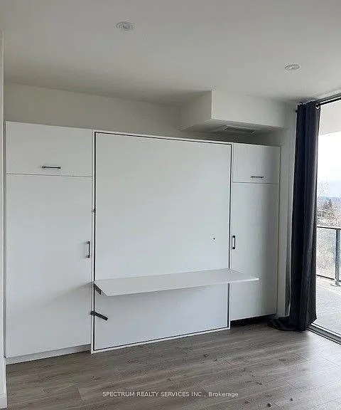 741 King St W #409 — Photo 11