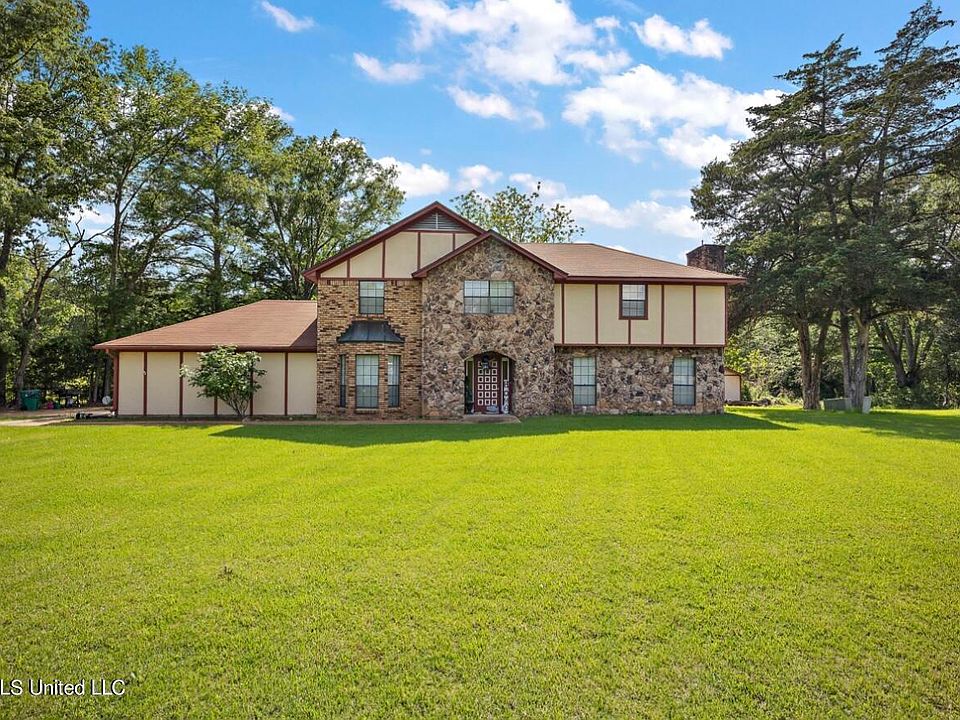 1st image of 4637 Wyndallwood Dr