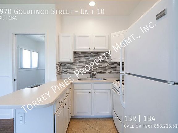 5th image of 3970 Goldfinch St APT 10