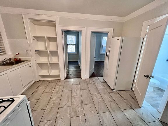 2nd image of 46 N Highland Ave Floor 2