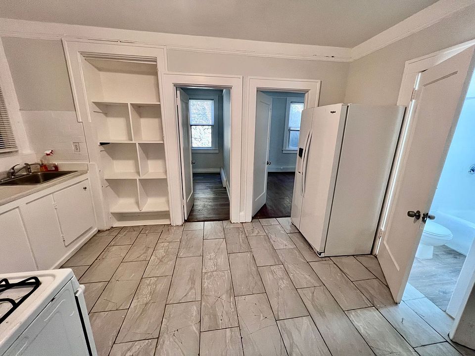1st image of 46 N Highland Ave Floor 2