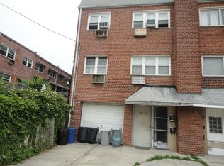 26611 E Williston Ave, Floral Park, NY 11001
