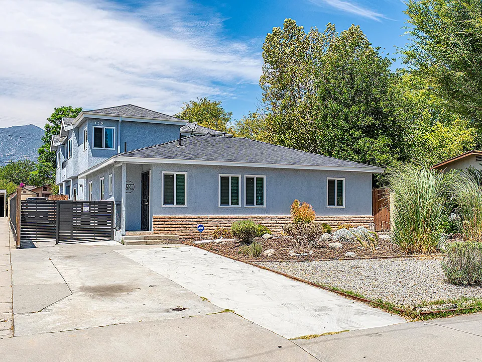 127 W Cherry Ave