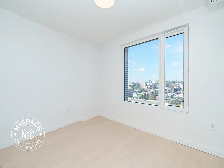 1499 Bedford Ave #4H — Photo 4