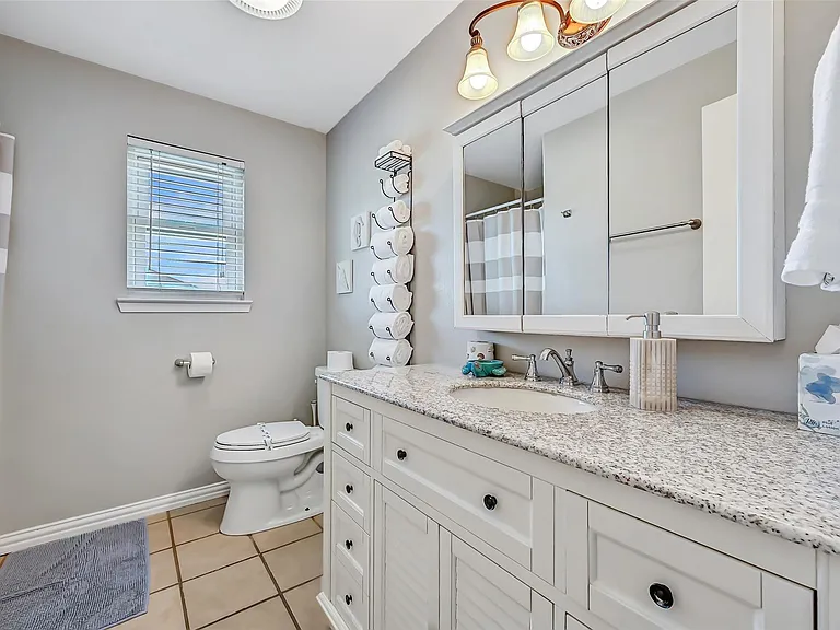 21600 Zachary Dr — Photo 26
