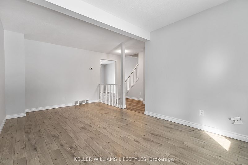 London Townhouse for rent - 3 Bedrooms — photo 7