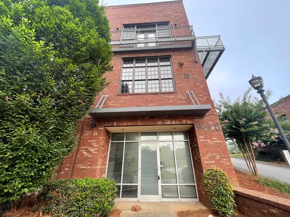 Welcome to The Lofts at 945 College Avenue!
