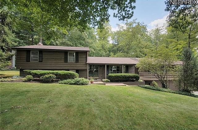 1st image of 17141 Woodmere Dr
