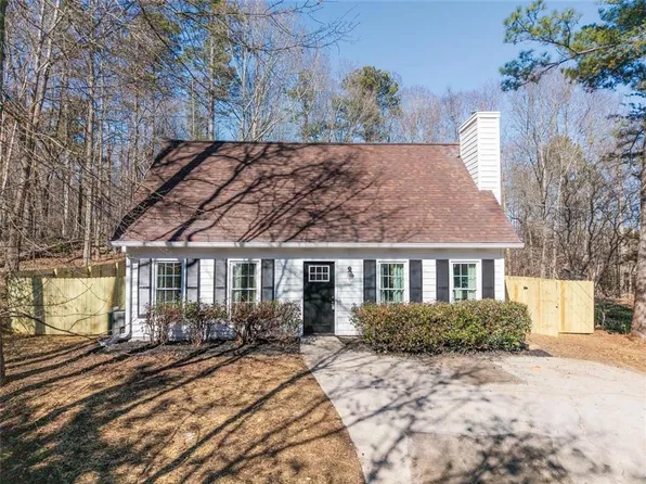 540 Riverside Rd, Sugar Hill, GA 30518