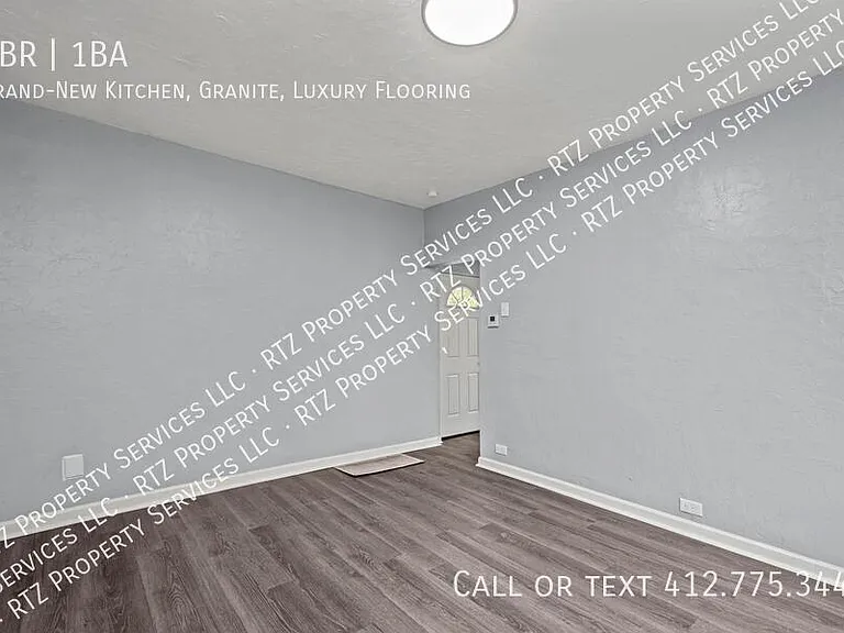 904 Hilltop St #B — Photo 10