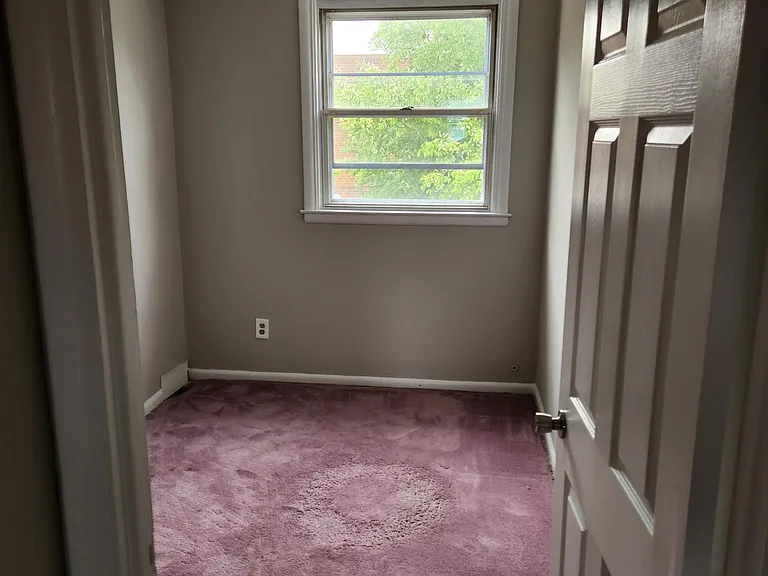4431 Tolbut St — Photo 10