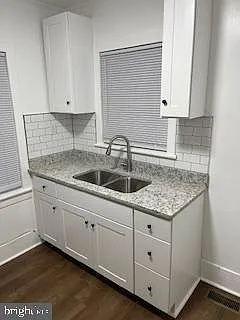 4 bed, 1.5 bath, 1260 sqft, $1,500 — Photo 4