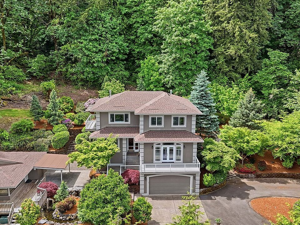 1st image of 22868 SW Hillcrest Rd