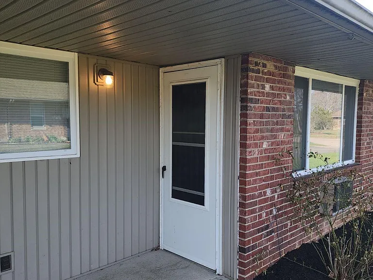 1202 S Heincke Rd — Photo 10