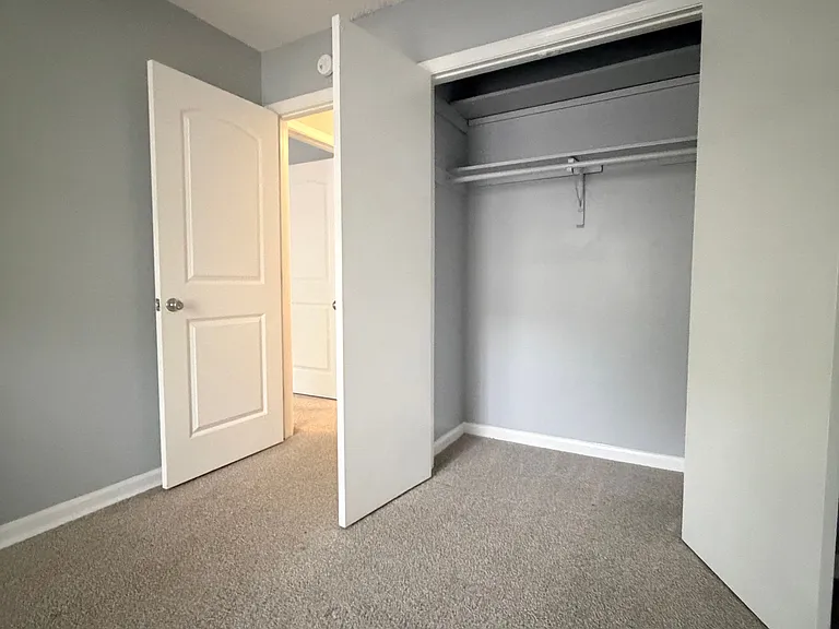 4607 Beechcroft Dr — Photo 16