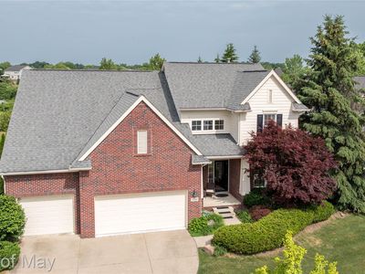 1768 Carriage Hl, Commerce Township, MI, 48382