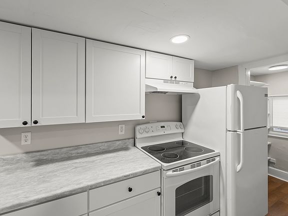 5th image of 2641 Valley Ave APT B